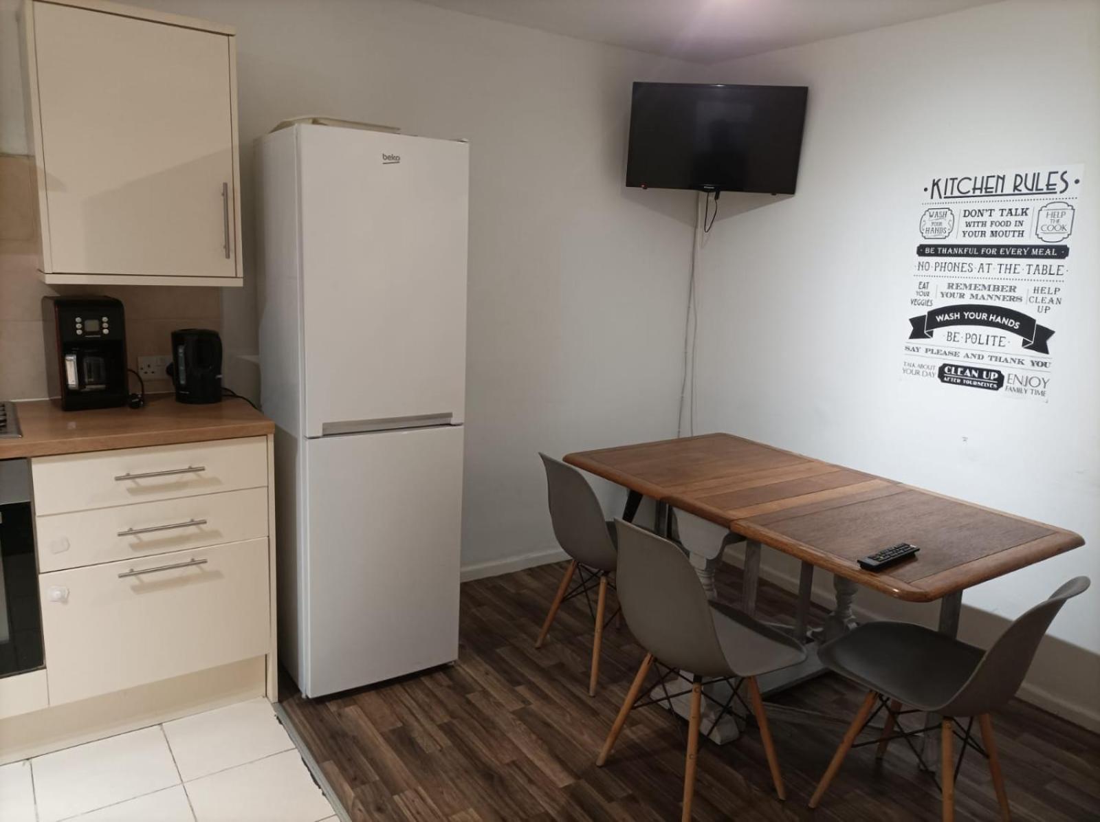 Ancoats Budget House - City Centre Манчестер Экстерьер фото